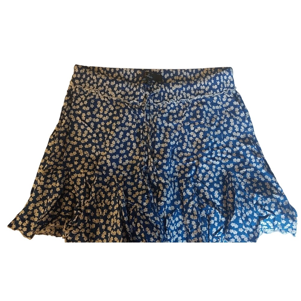 Bundle of 2 LULUS mini–Skirts Linen Med Floral Design Short Ruffled bottom #235C
